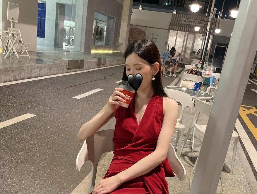 蕾姆妹子：新人chloe霏霏霏荧幕女神cosplay全套珍藏