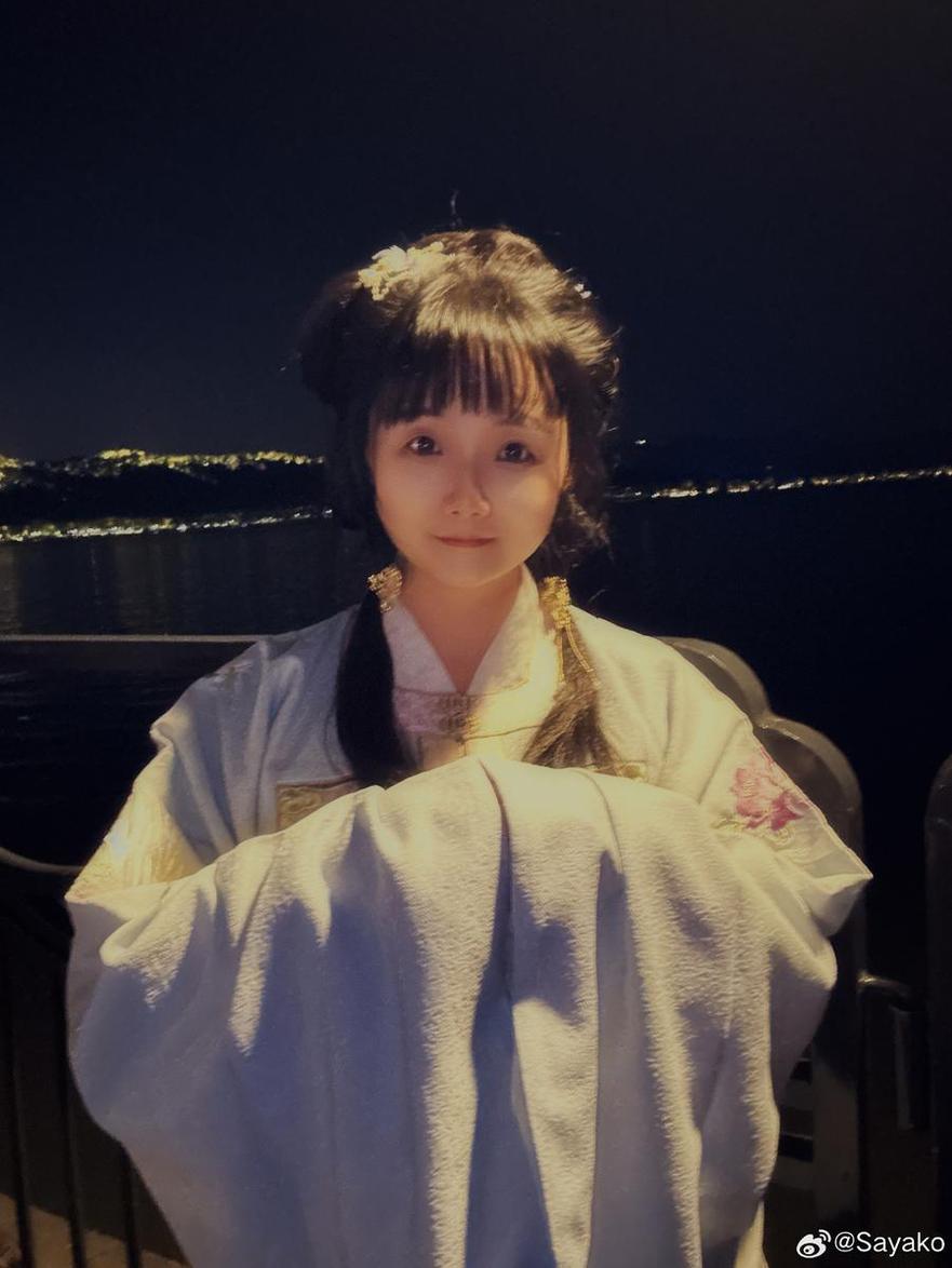 sayako原神胡桃精选照片，看到胡桃从未露出的一面