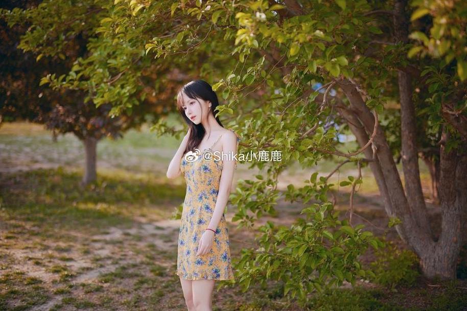 shika小鹿鹿年上彼女，献上最珍贵的【照片】，留下生命中的瞬间