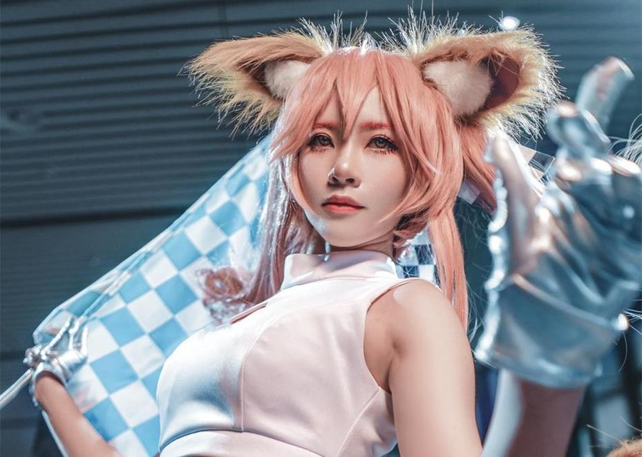 uki雨季尼尔在线的精美cos作品图包来啦