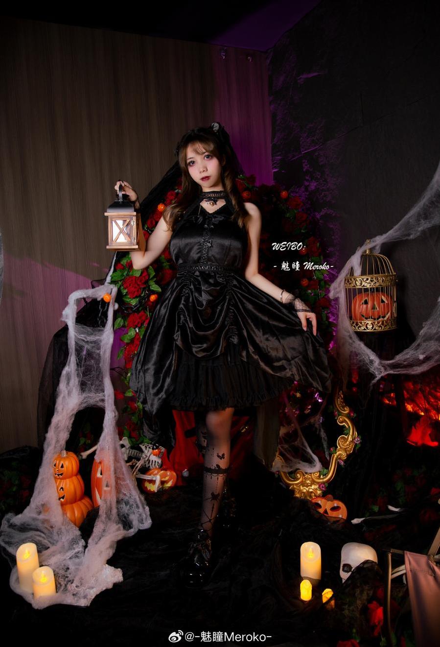 超美meroko魅瞳狂三cosplay作品，让你体验真正的二次元魅力