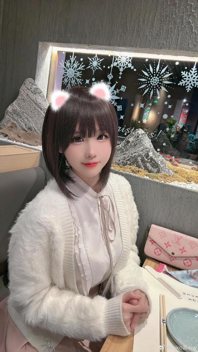 Miko酱的cos作品，经典角色再现，值得珍藏