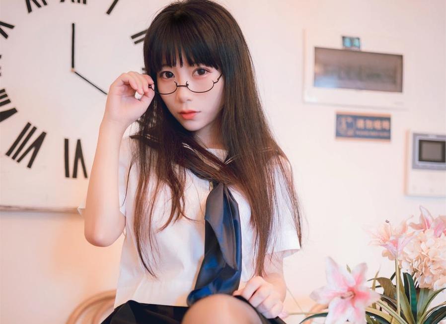 usejan蓝蓝微博：美图无删，定制专属你的摄影艺术。