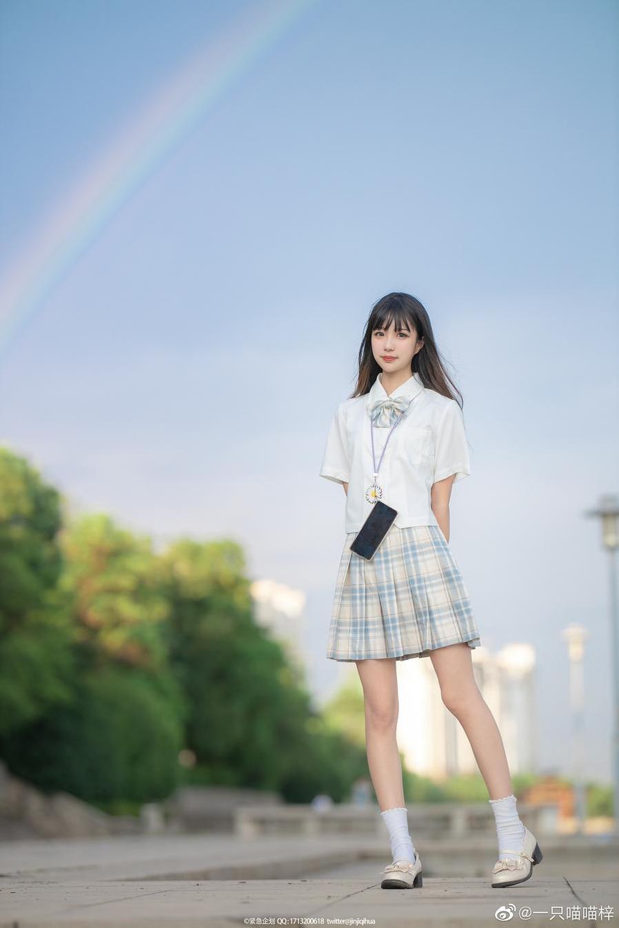 炫美作品还原真我：一只喵喵梓下载作品集