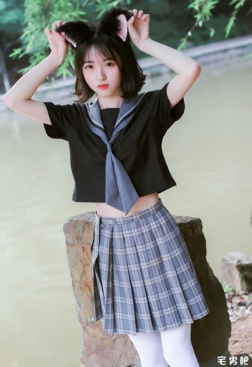 带你重温一尾阿梓azusa哔哩哔哩的 COSPLAY 作品，绝对经典