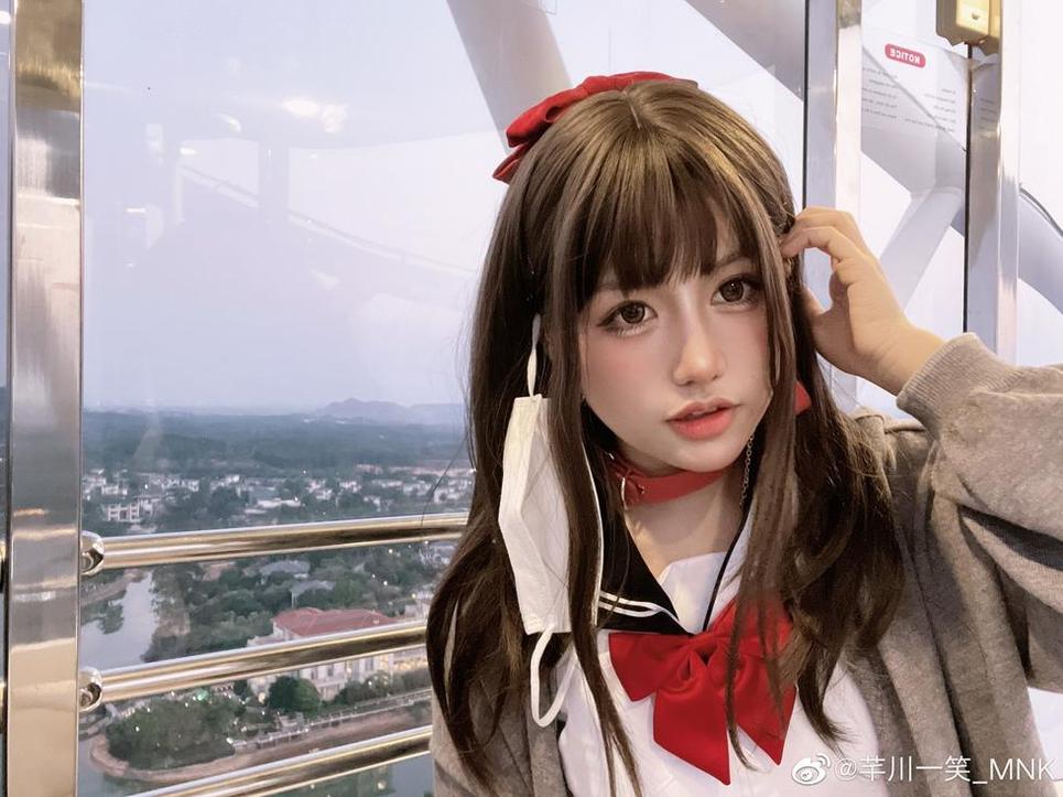 柔美之美：一笑芳香沁蚕食资源的唯美摄影作品