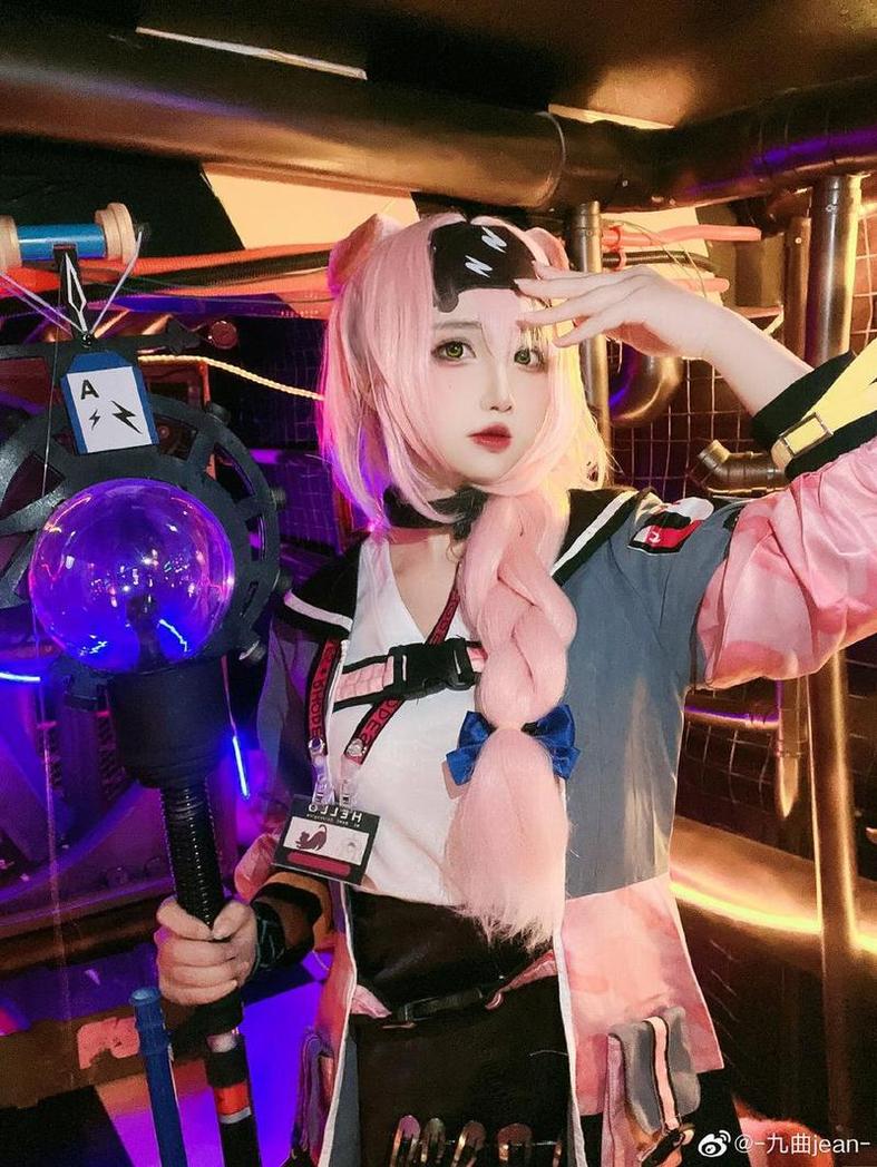 经典cos作品，九曲jeancosplay合集[无水印][670p]集体出击