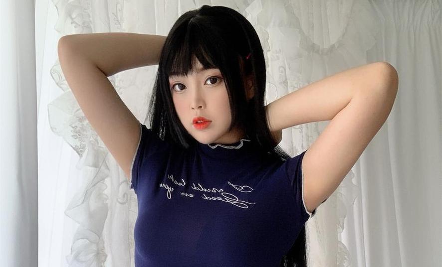 你烨烨在哪更新了一组摄影照片，记录美好时光