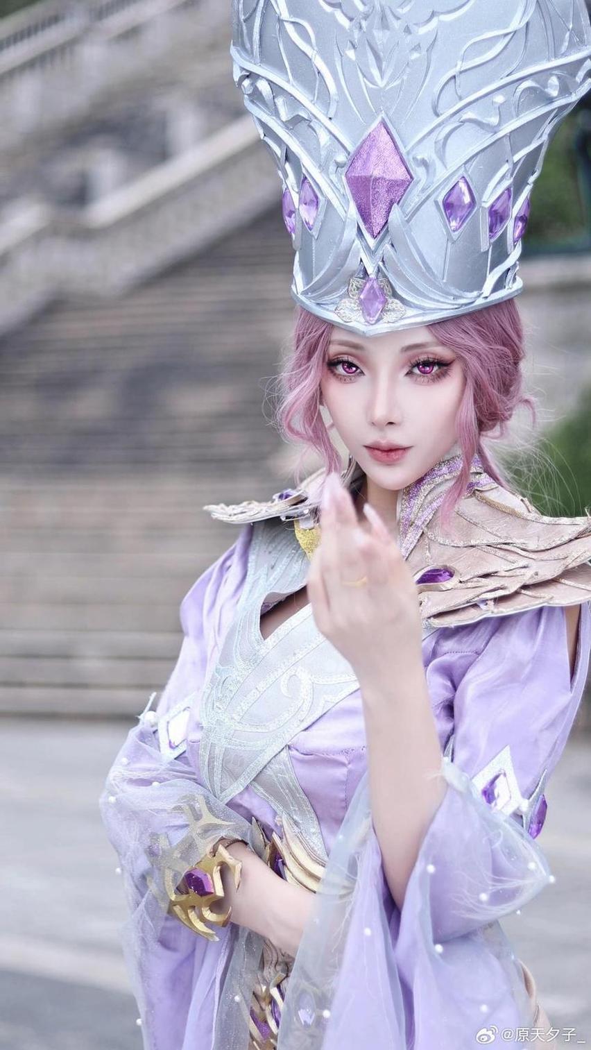 原天夕子作品：戏水青春，尽显摄影之美