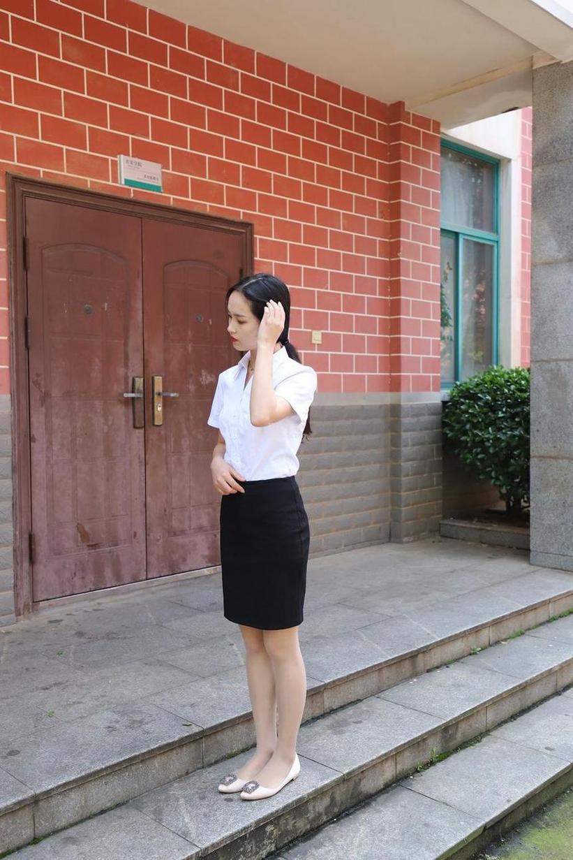 大西瓜爱牙膏李欣欣的美图大作，精致摄影绝对给你好看