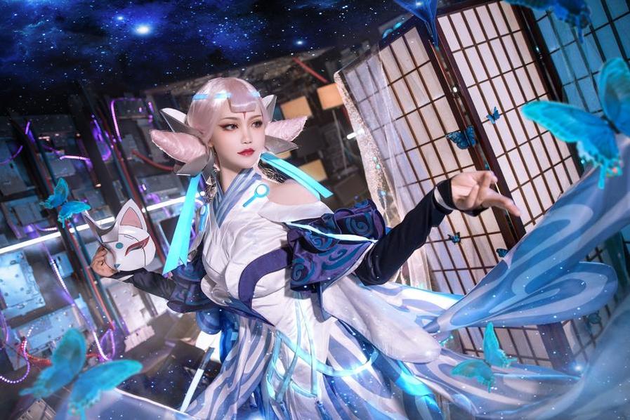 戚顾儿cos公孙离，最新作品图包上线。