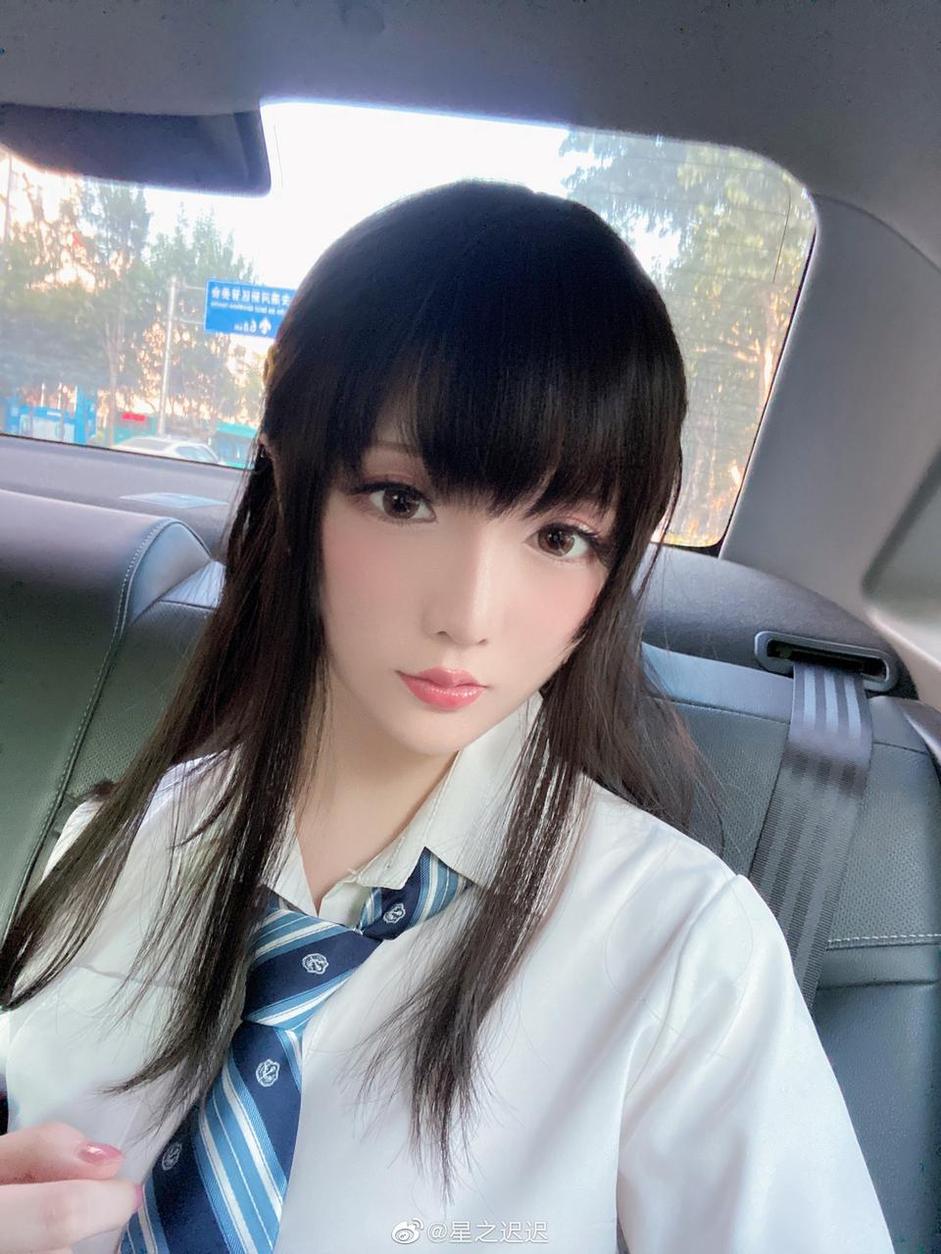 星之迟迟纯白と漆黑：将摄影提升到艺术的代表。