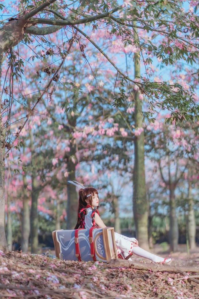 桜桃喵个人简介：最新cos合集，让您一饱眼福！