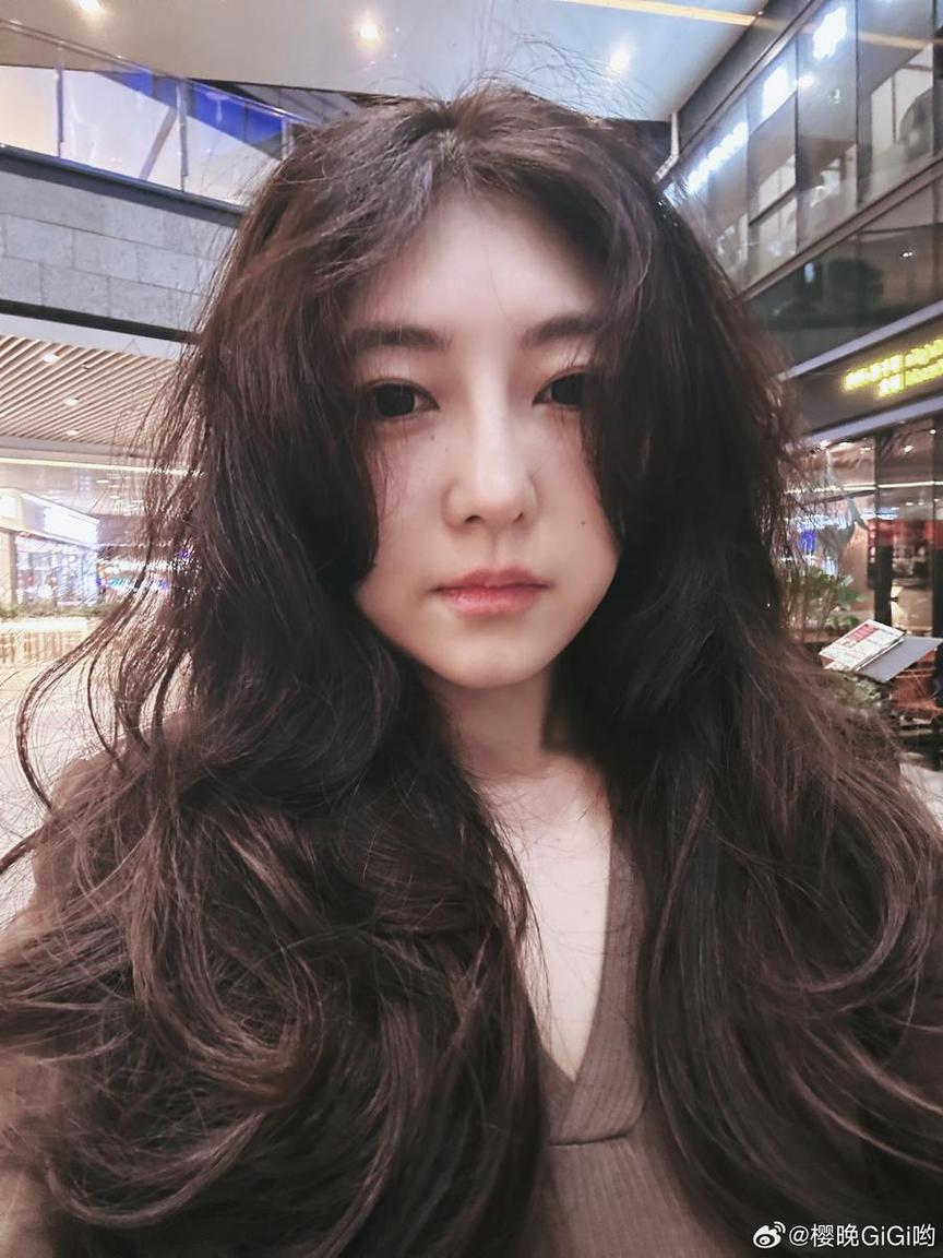 樱晚gigi粉丝群传来高清照片，超美了