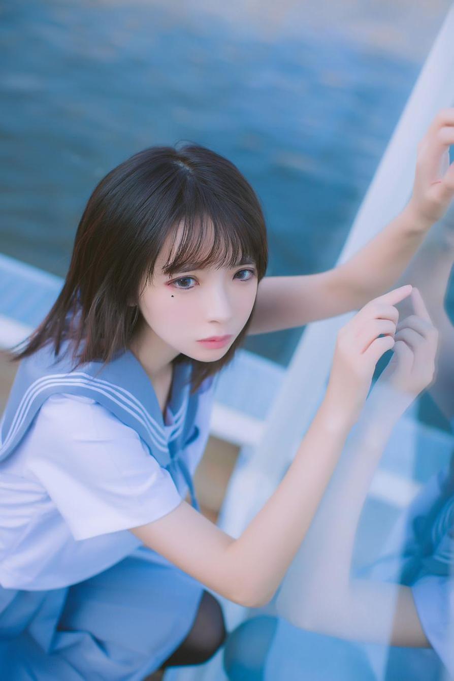感受疯猫ss2022夏日限定的赏析，收获艺术的力量。