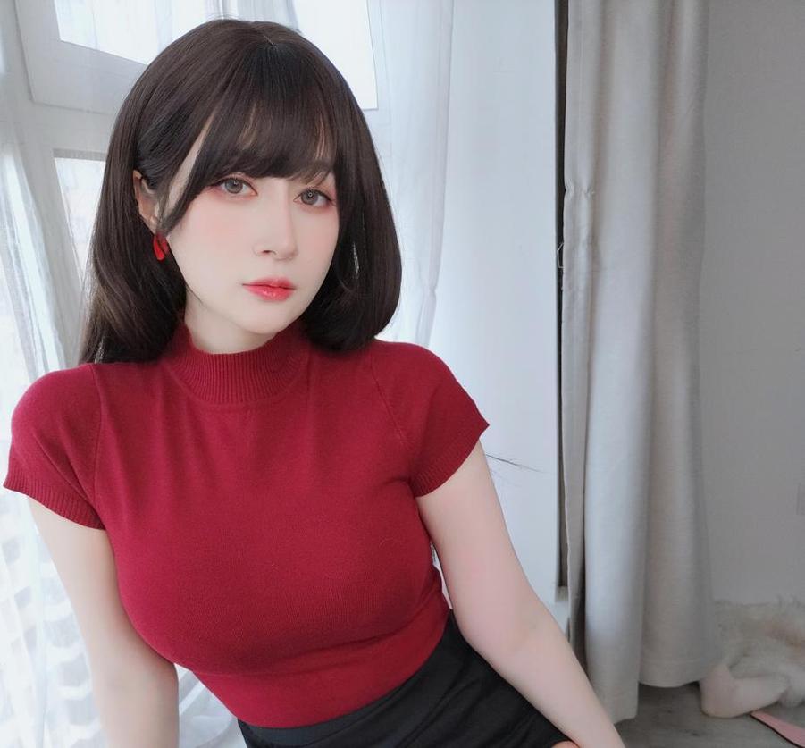 白银81纯白の圣女：那些年我们追过的cos作品