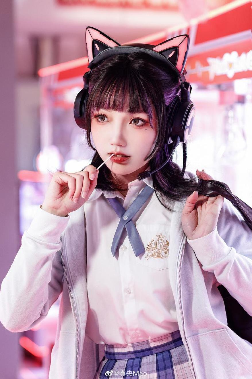 冰上女王真央Mao，美如精灵，惊艳世界的经典瞬间。