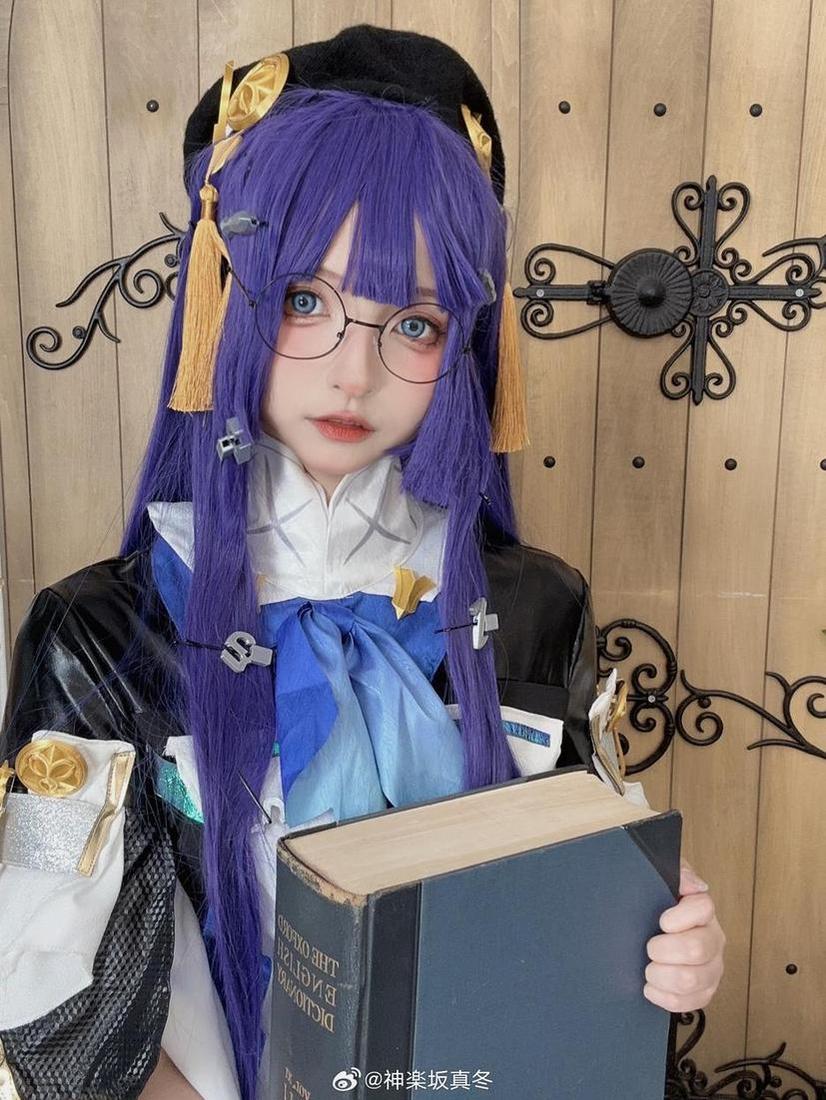 神乐坂真冬付费版更新分享，更美丽的cosplay