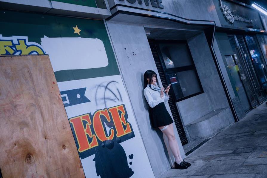 网红秋和柯基的美图原图来啦