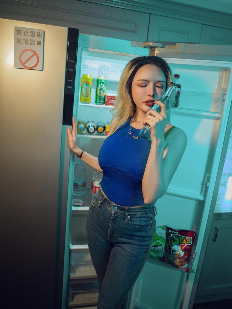 用秋和柯基真实的照片，记录生活的点滴美好