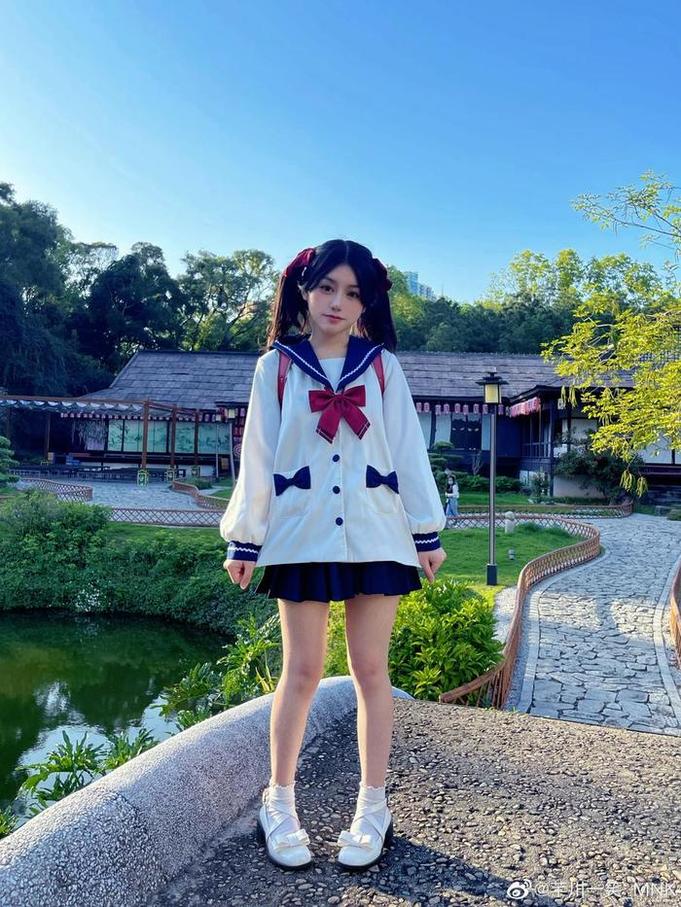 芊川一笑修道院免费更新了，一起来欣赏最新的美图照片。