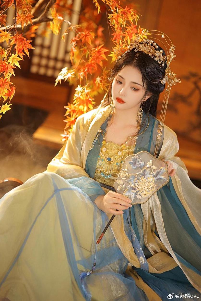不知道要看什么？赶快打开苏嫣qvq图集，这里有海量cos作品等你来欣赏