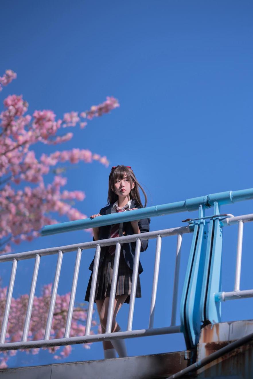 萌芽儿邻家献上原图，精心呈现cosplay魅力