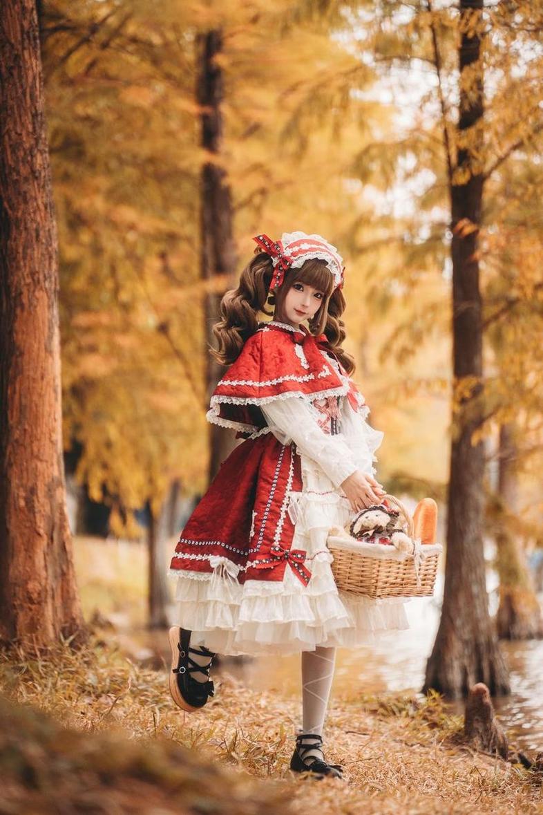 一组原图：真人cosplay蠢沫沫黄豆粉，展现最完美的作品。