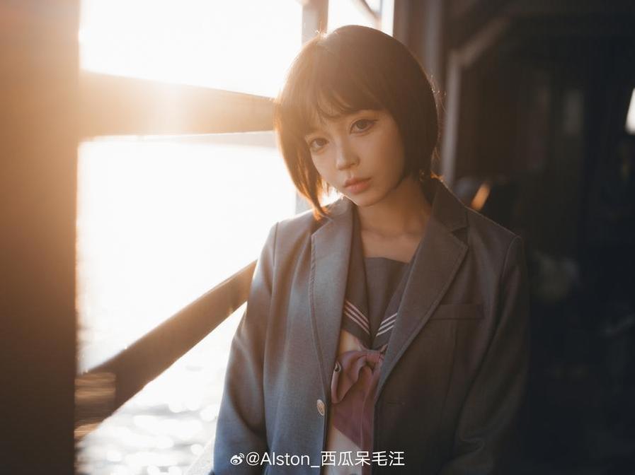 艺术摄影界的新宠儿——西瓜呆毛汪放课的美图集