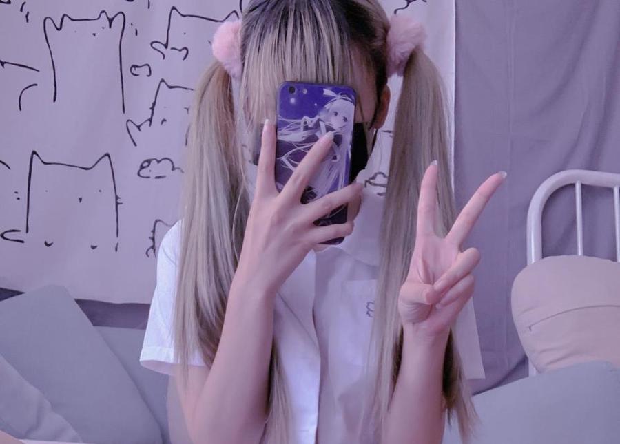 赤酒央子微博原图大放送，畅游视觉世界